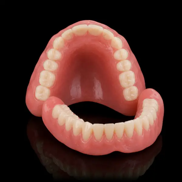 Immediate Full Acrylic Denture